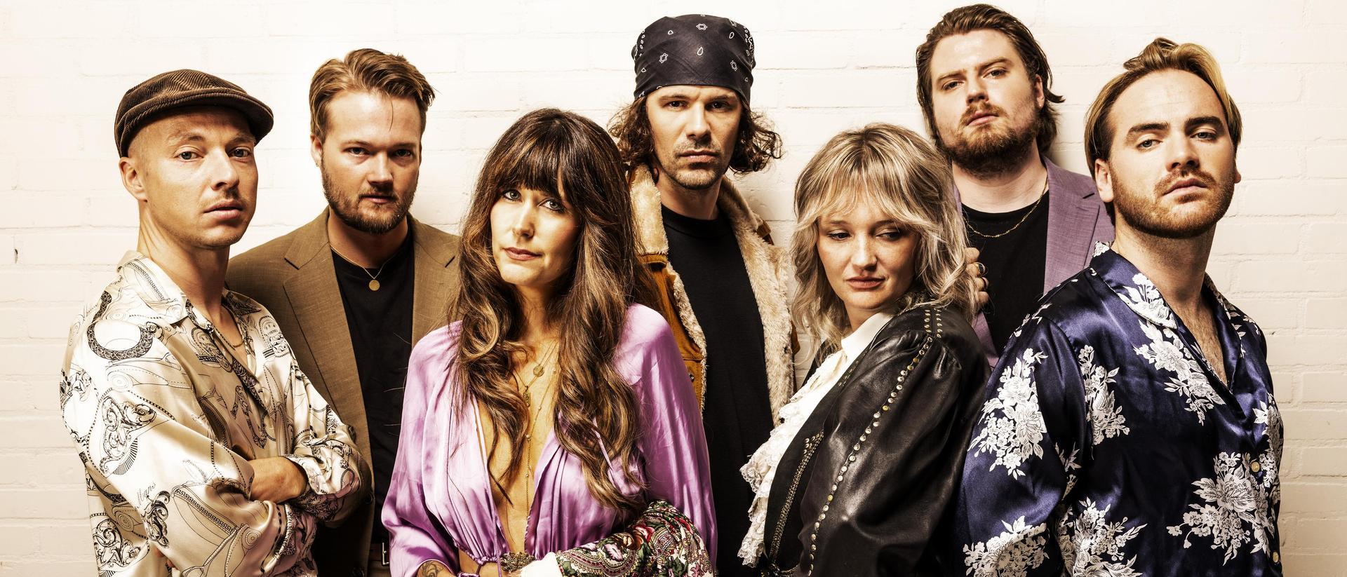 The Cosmic Carnival a Tribute to Fleetwood Mac 
